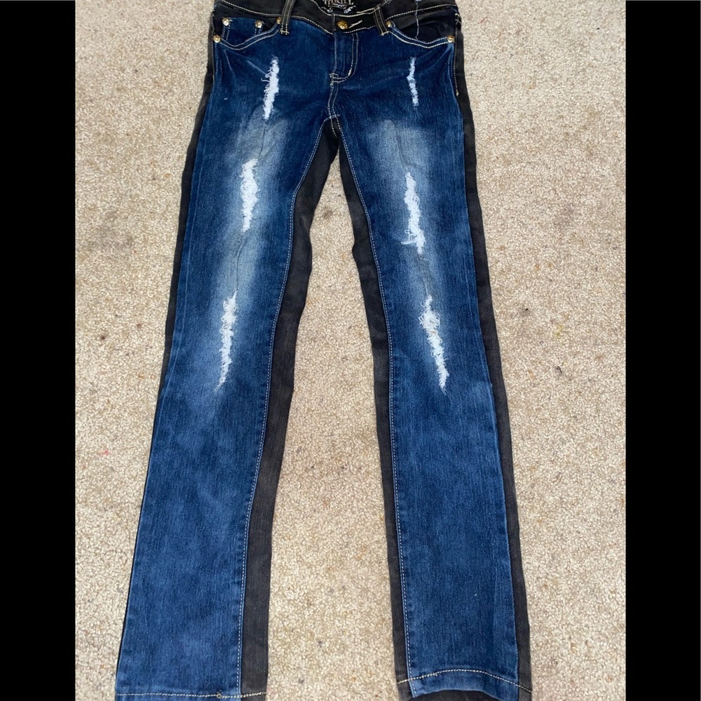 THRILL Jeans